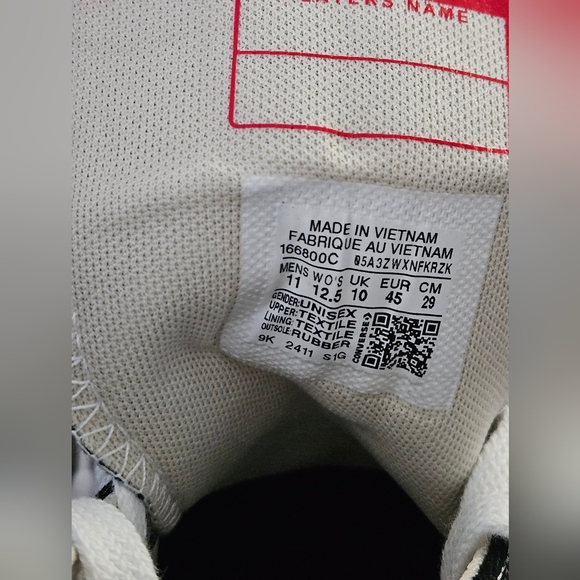 Converse Run Star Hike Platform Sneaker - Black / White / Gum 11M and 12.5W - Picture 7 of 7